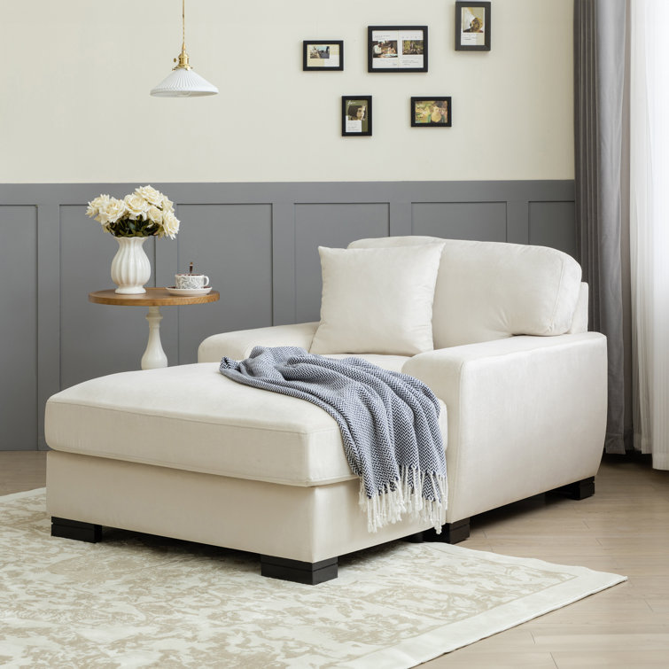 Comfortable bedroom lounge online chair